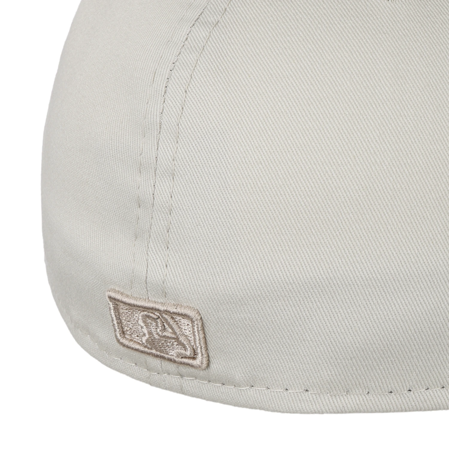 59Fifty MLB Essential Yankees Cap By New Era 3 59Fifty MLB Essential Yankees Cap By New Era – Bild 3