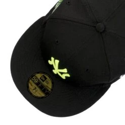 59Fifty MLB Neon Logo Yankees Cap By New Era