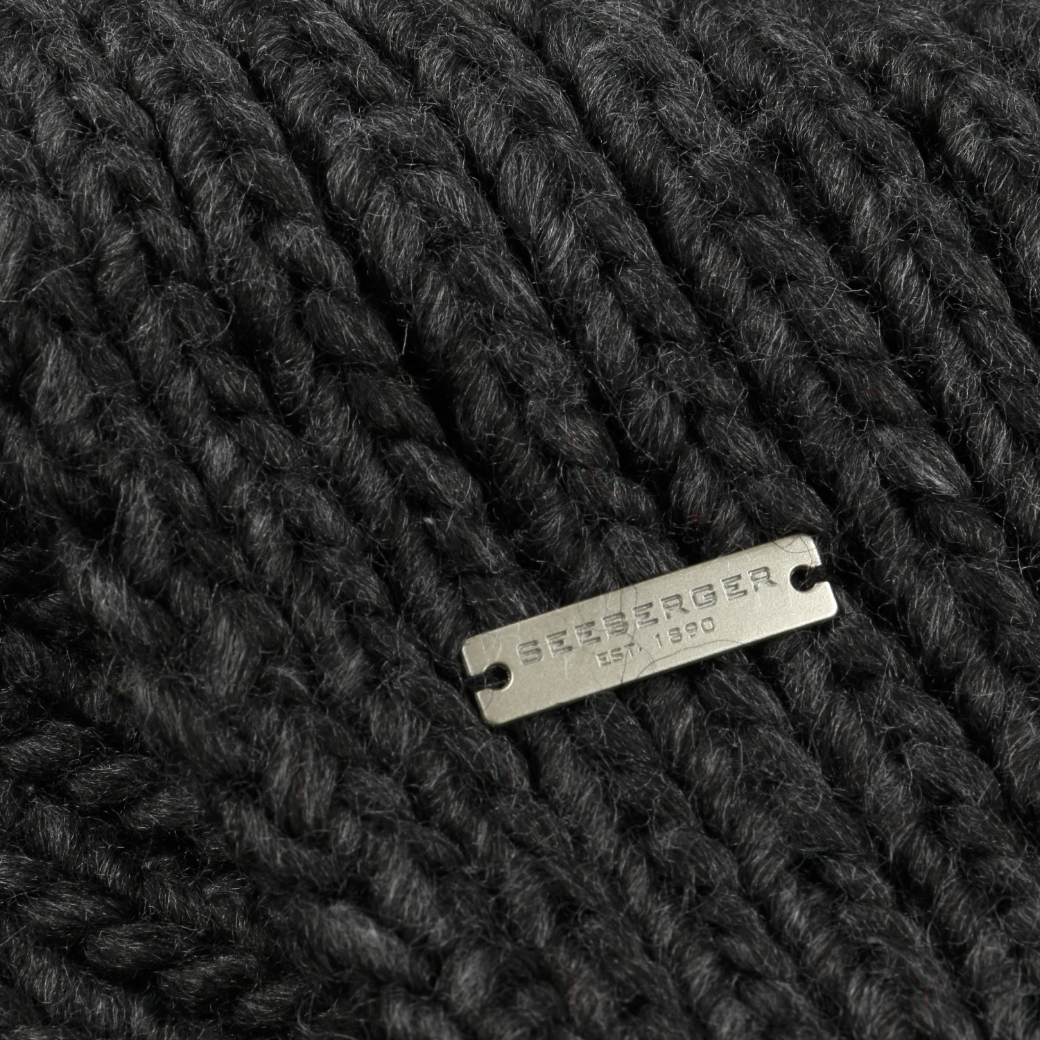 Cavena Twotone Strickschal By Seeberger 1 Cavena Twotone Strickschal By Seeberger