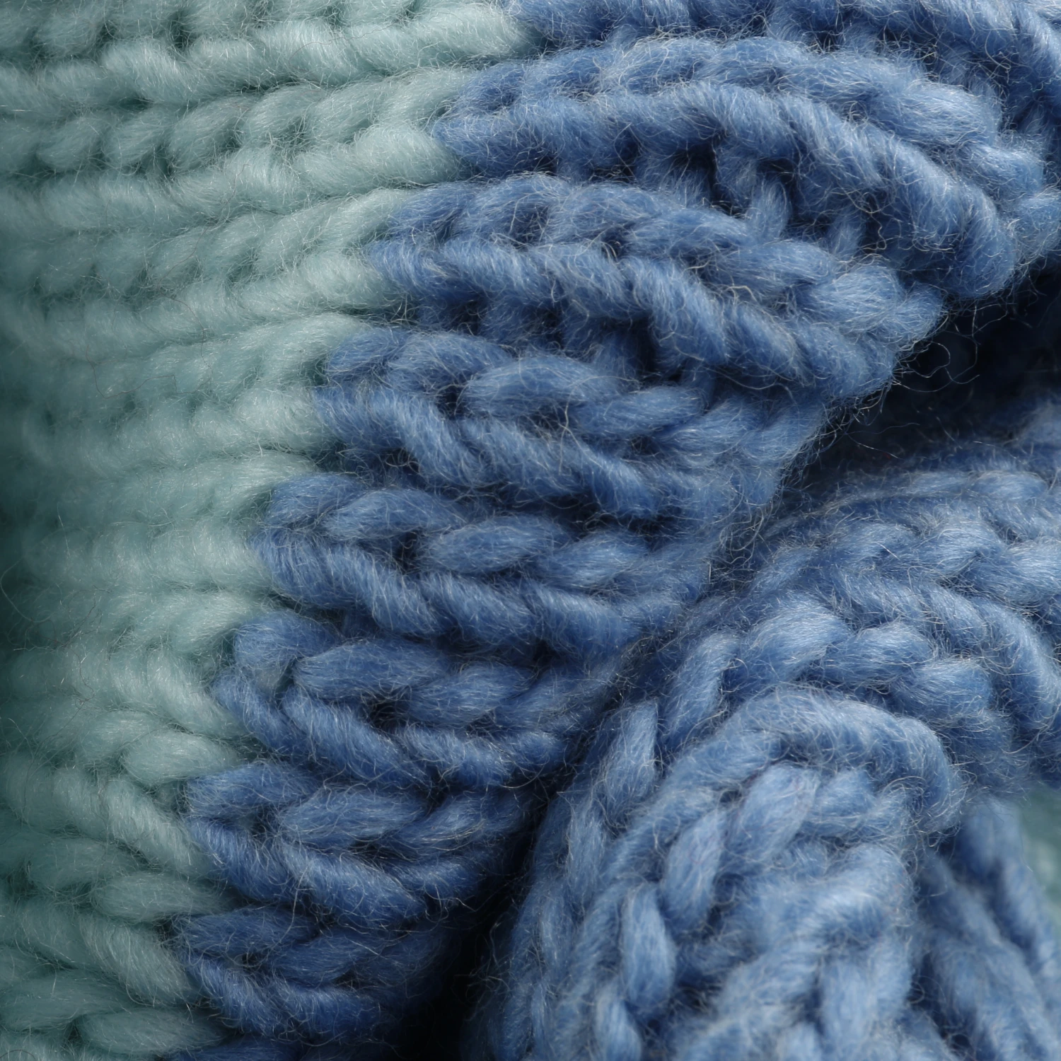 Cavena Twotone Strickschal By Seeberger 8 Cavena Twotone Strickschal By Seeberger – Bild 8