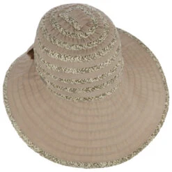 Donna Schlapphut By Betmar