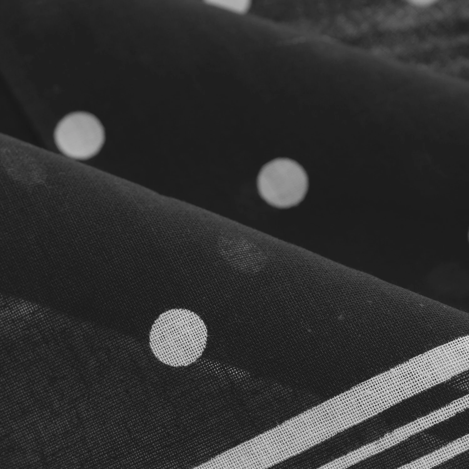 Dots Bandana By Lipodo 2 Dots Bandana By Lipodo – Bild 2