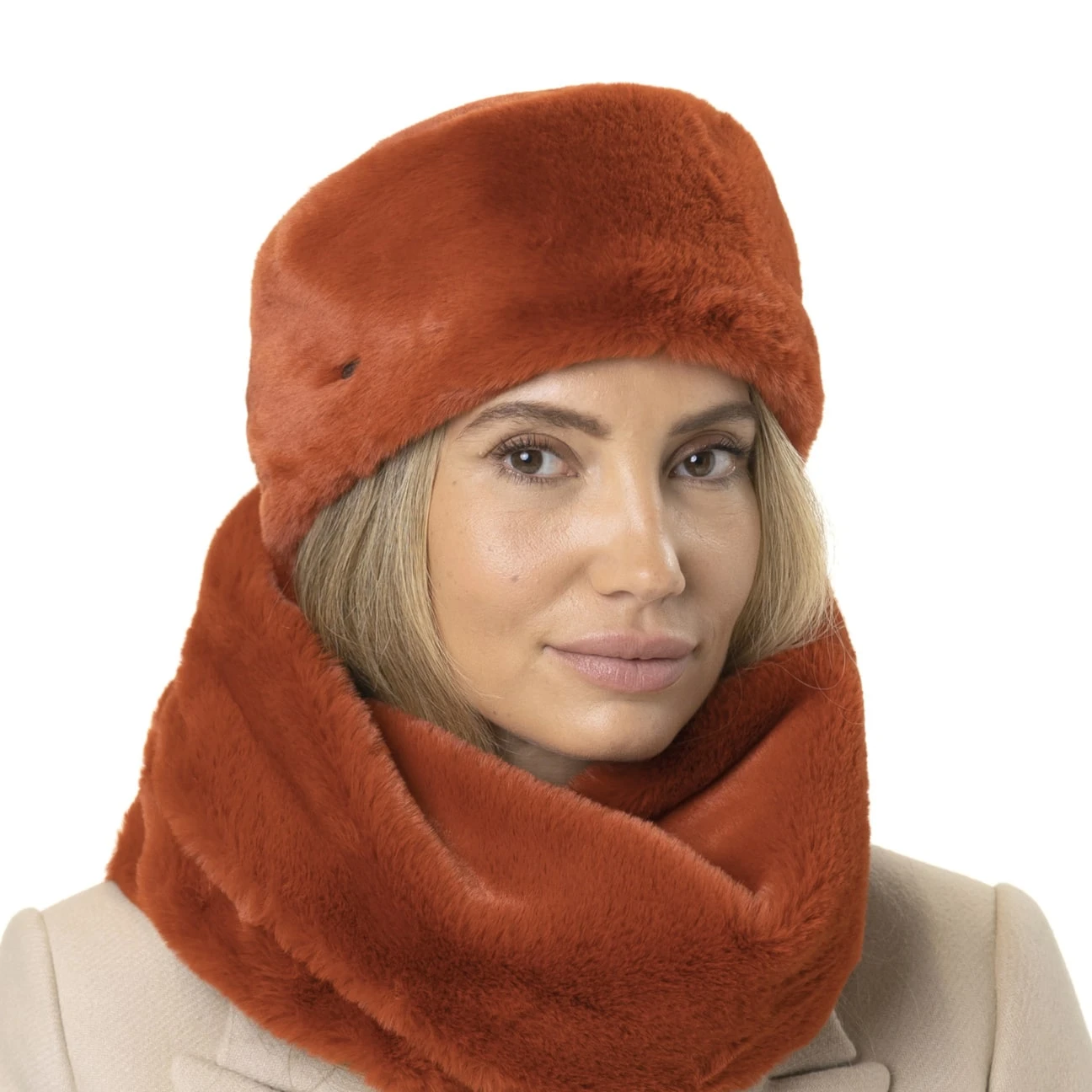 Fake Fur Schlauchschal By Lierys 5 Fake Fur Schlauchschal By Lierys – Bild 5