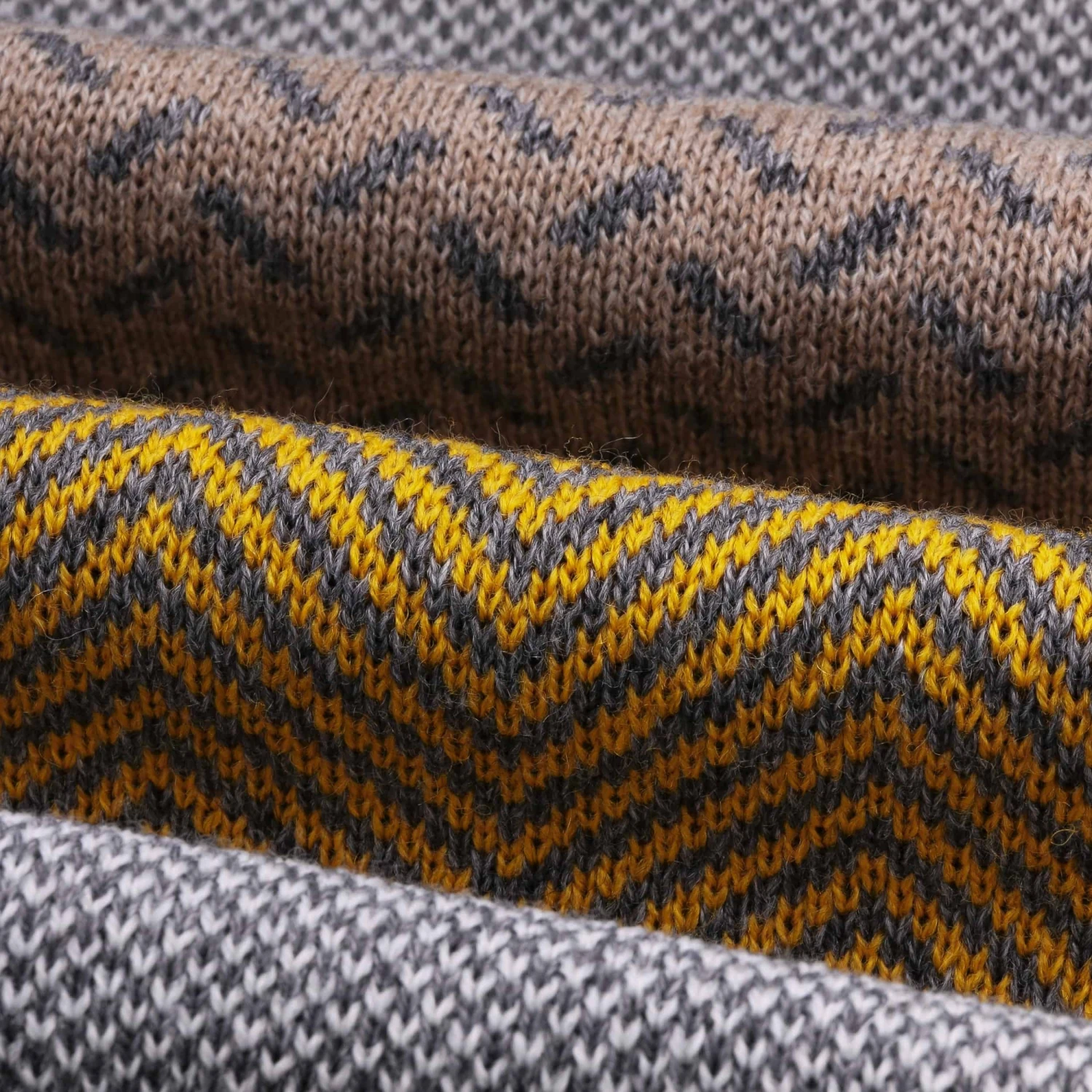 Feinstrick Graphic Schal By Lierys 4 Feinstrick Graphic Schal By Lierys – Bild 4