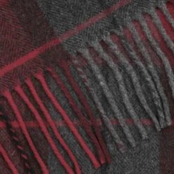 Lambswool Karo Schal By McBURN -Hut Shopping Lambswool Karo Schal by McBURN rot.33907 5rf3