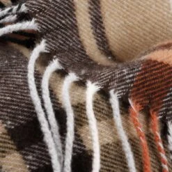 Landiva Check Poncho