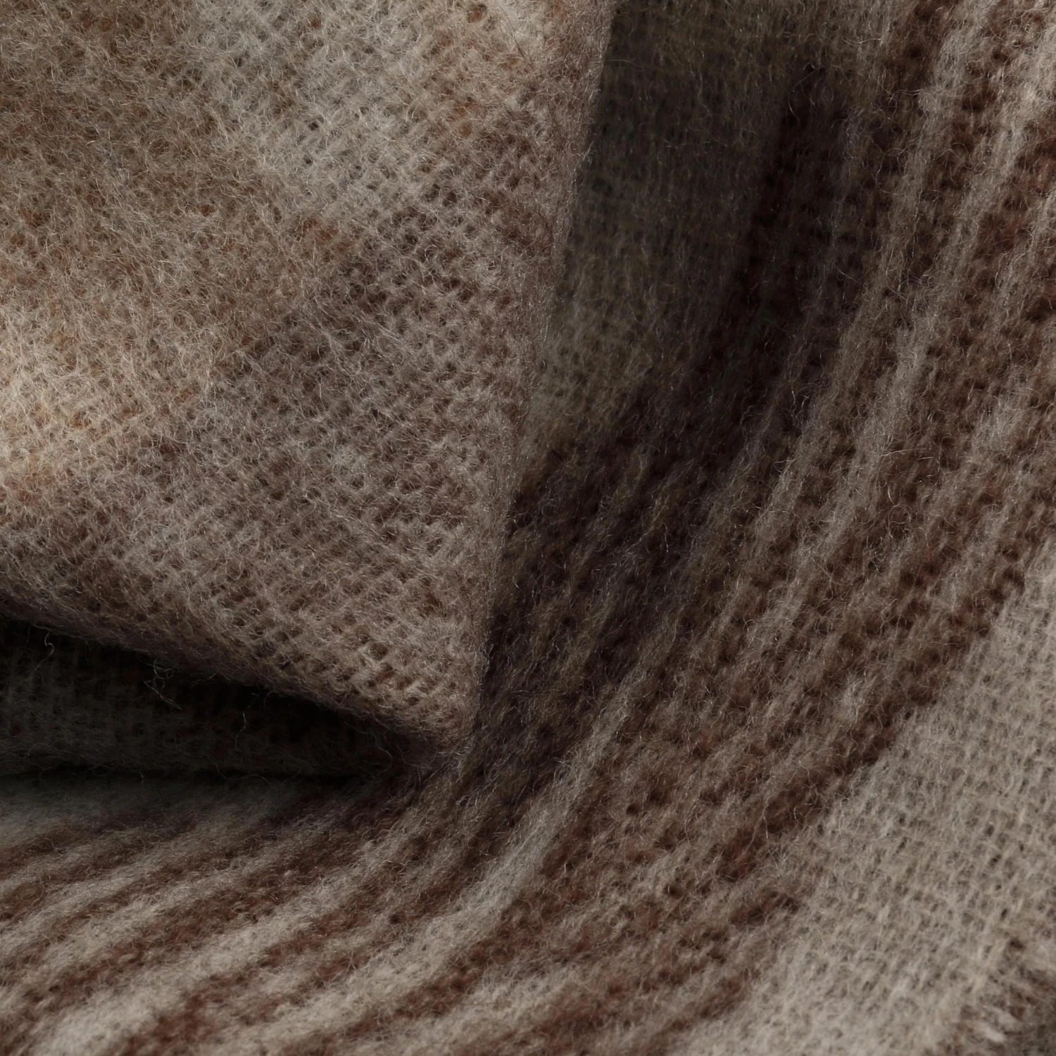 Leaves Wollschal By Fraas 2 Leaves Wollschal By Fraas – Bild 2