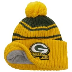 NFL 22 SPRTKNT Packers Beanie By New Era