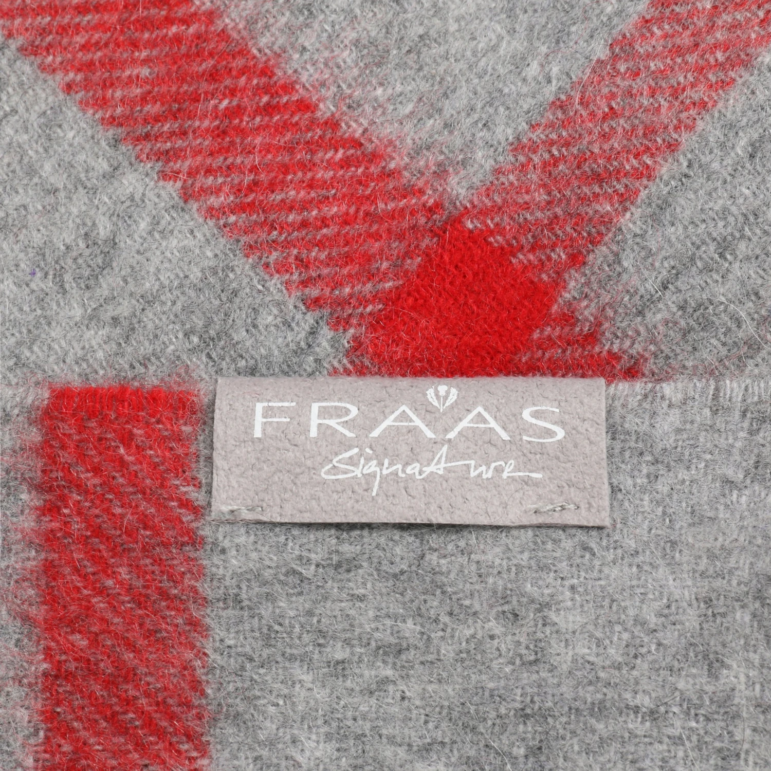 Pure Cashmere Karoschal By Fraas 1 Pure Cashmere Karoschal By Fraas